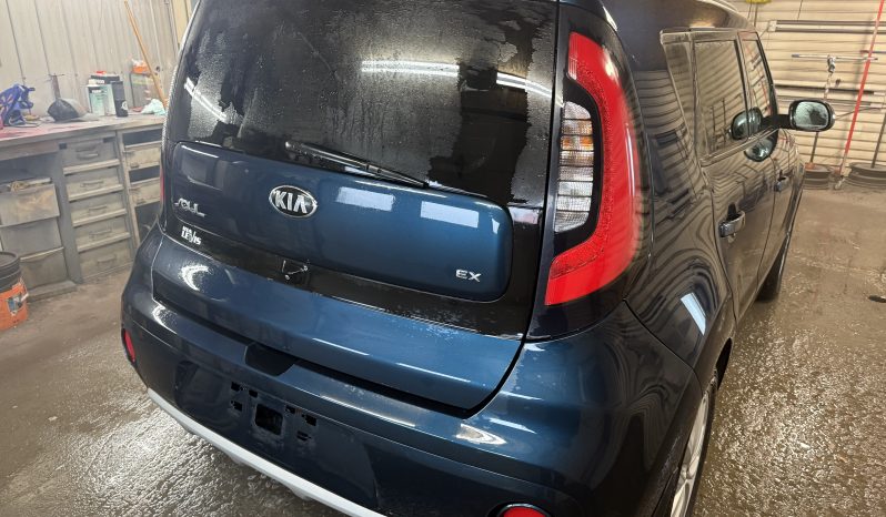 
								2019 kia soul full									