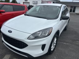 
										2022 ford escape full									